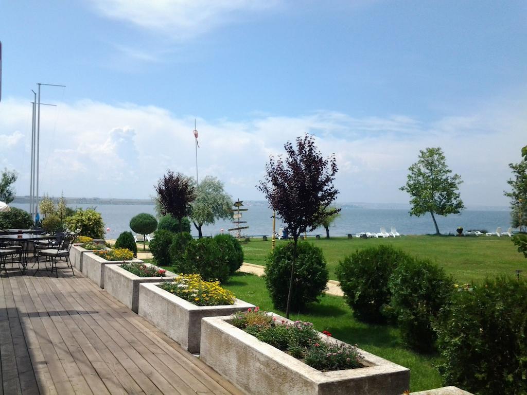 Hotel Piccadilly Mamaia Eksteriør bilde