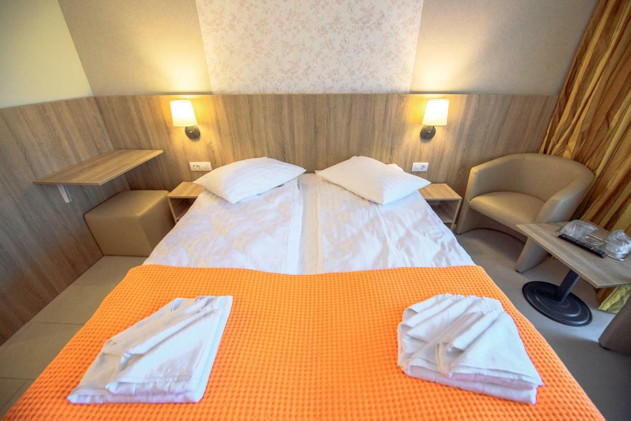 Hotel Piccadilly Mamaia Eksteriør bilde