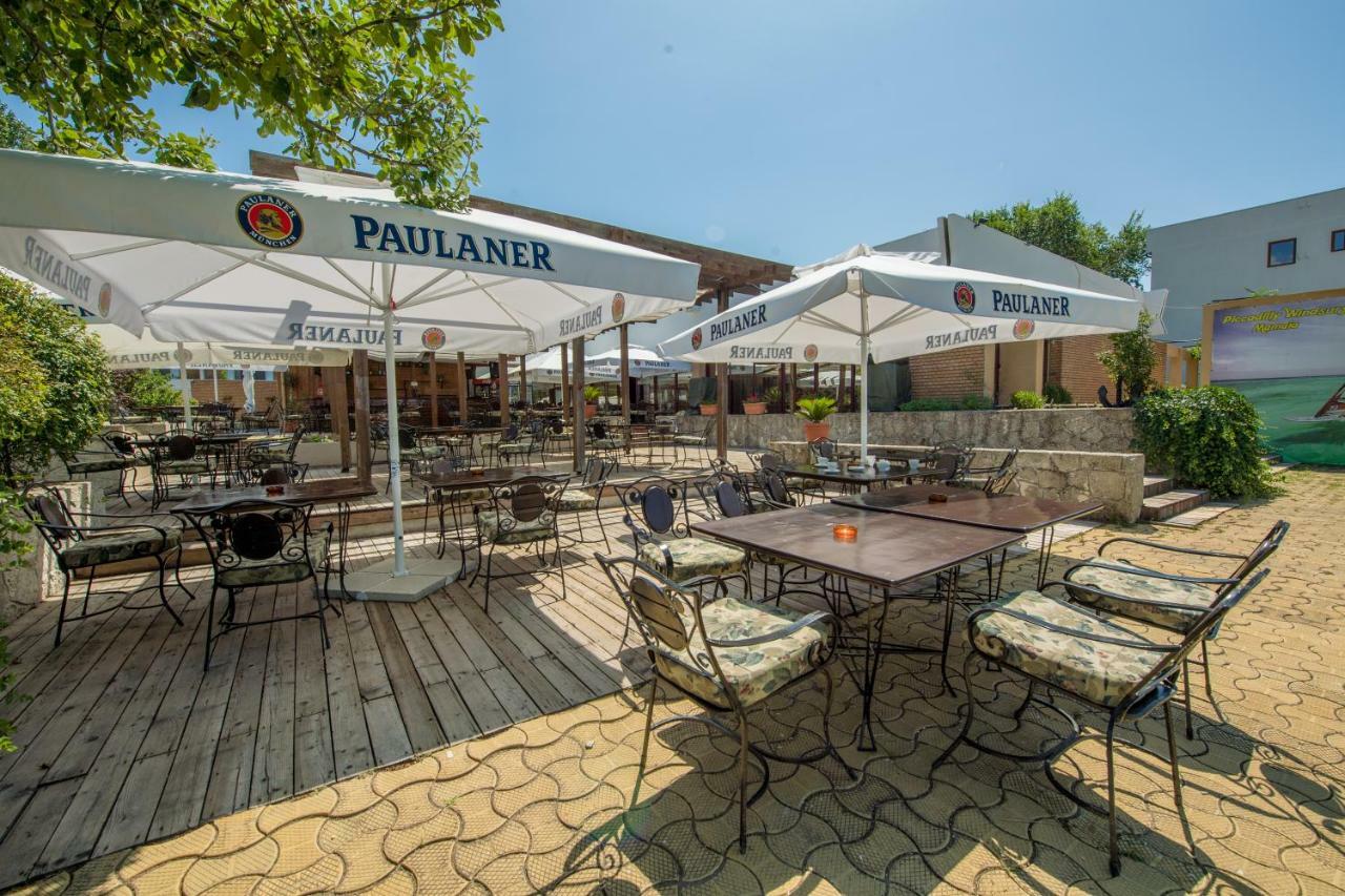 Hotel Piccadilly Mamaia Eksteriør bilde