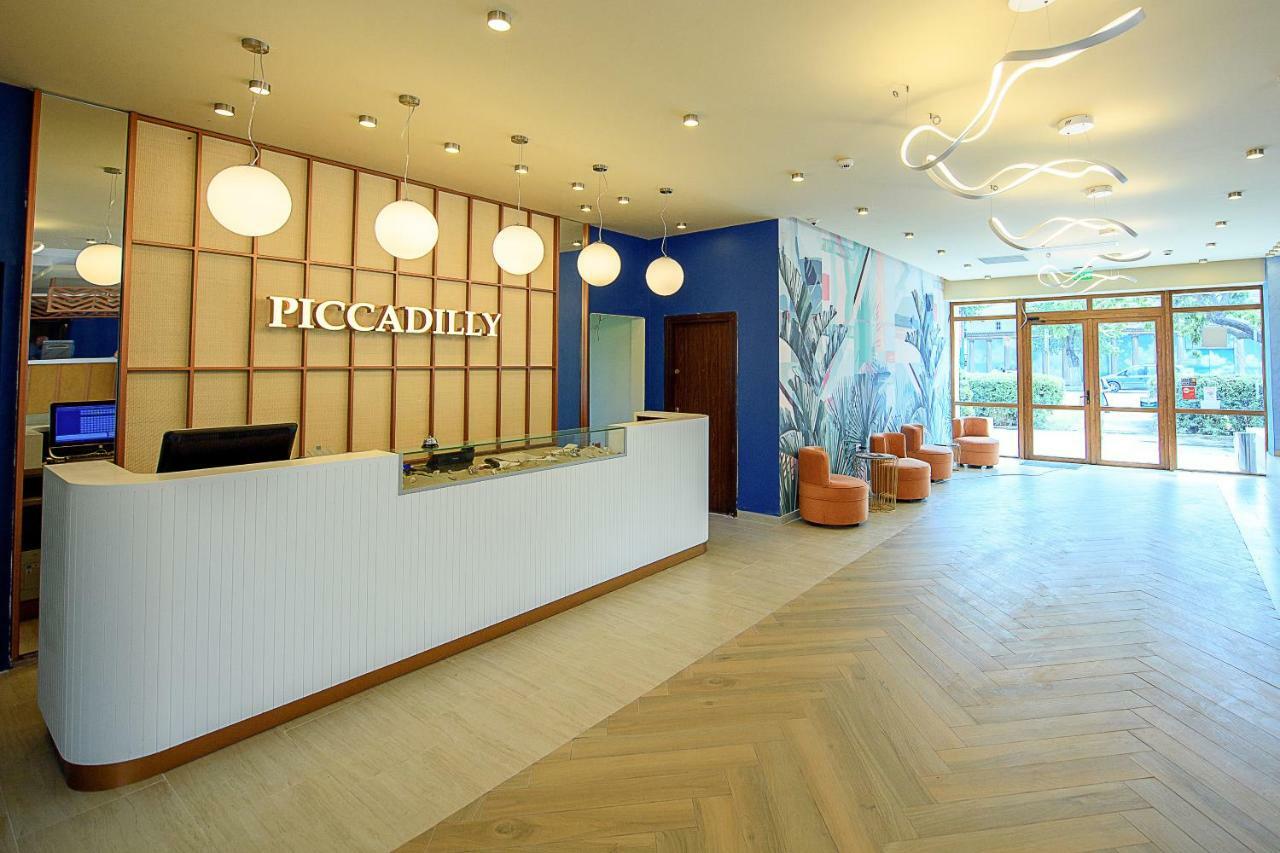 Hotel Piccadilly Mamaia Eksteriør bilde