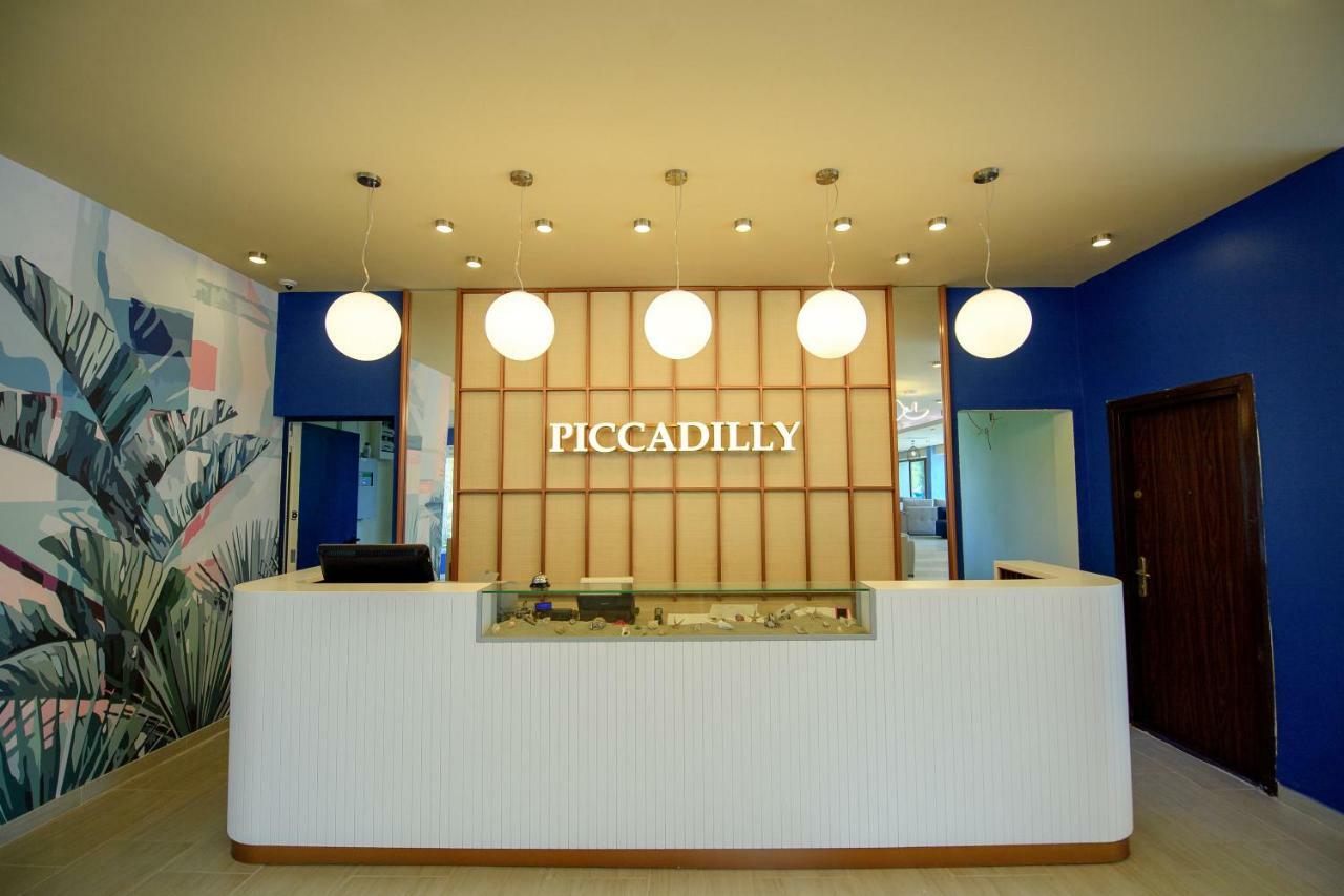 Hotel Piccadilly Mamaia Eksteriør bilde